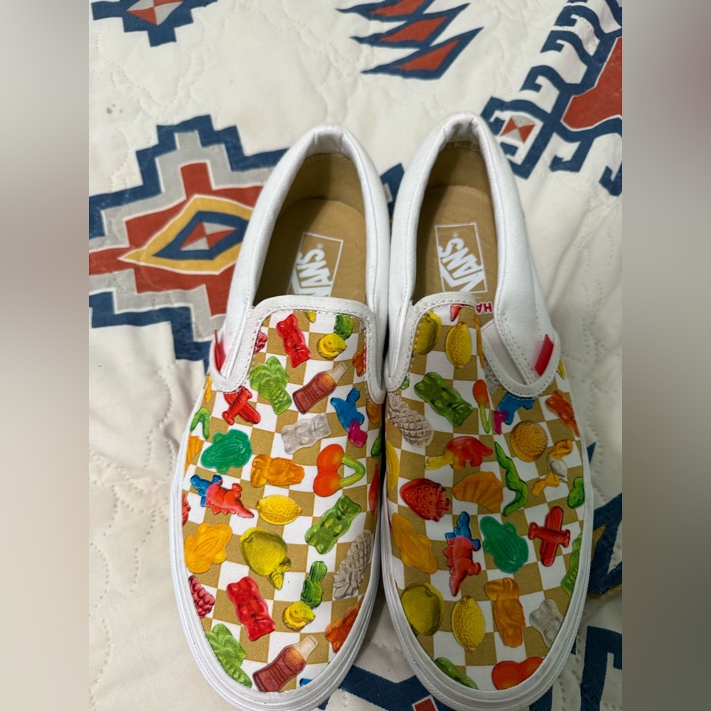 Vans x Haribo Classic Slip-On Limited Edition Shoes White /
Multicolour